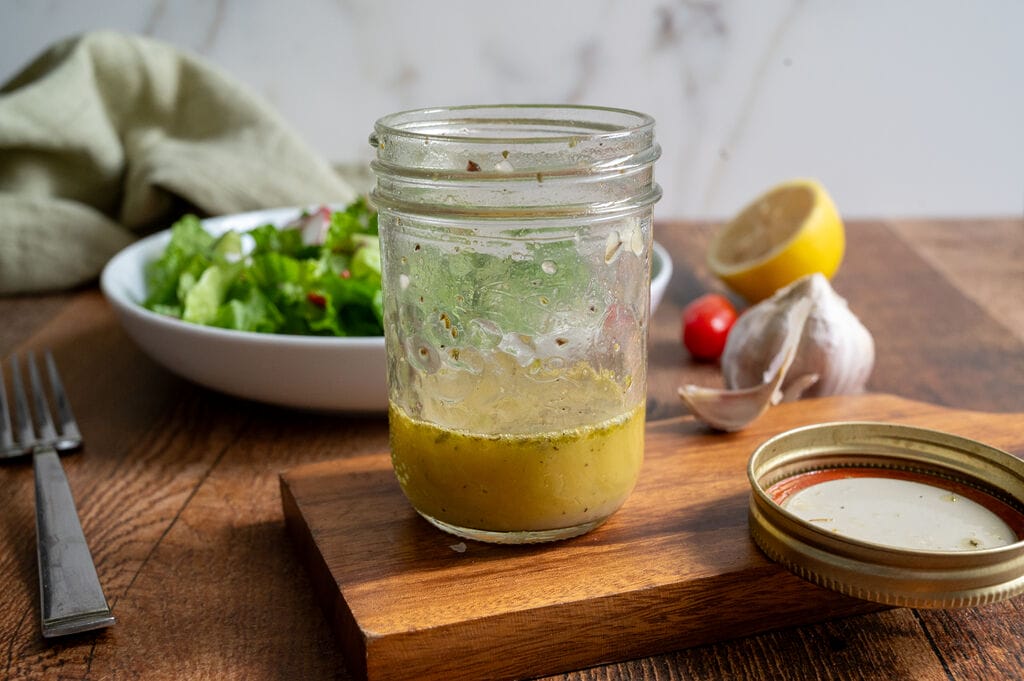 Top Quality Ingredients for Your Best Homemade Greek Dressing